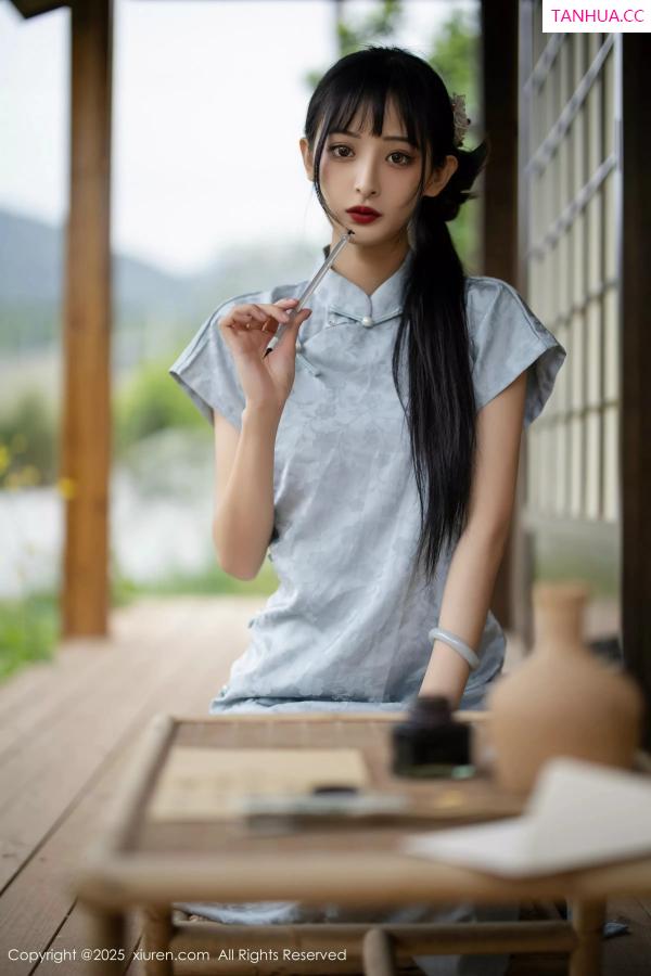   [XiuRen]高清写真图 2025.05.15 No.10278 茂木希子 日式旗袍第18张图片